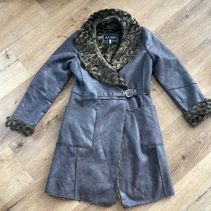 Armani jeans women coat size 8 in good conditions (made in Italy)